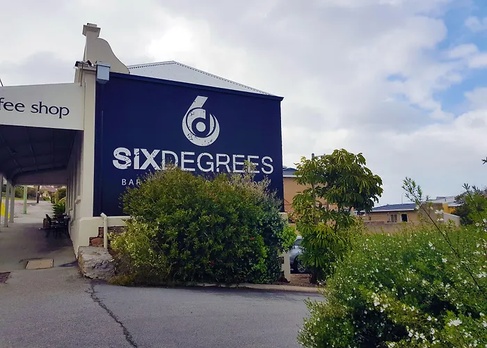 Six Degrees Motel