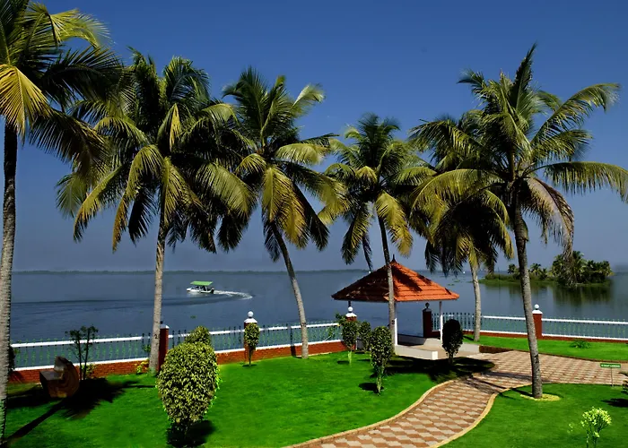 Kalathil Lake Resort Vaikom