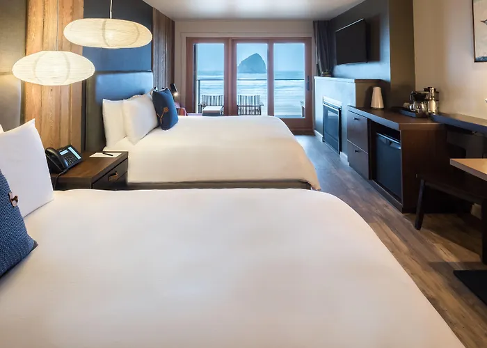 Headlands Coastal Lodge & Spa Pacific City