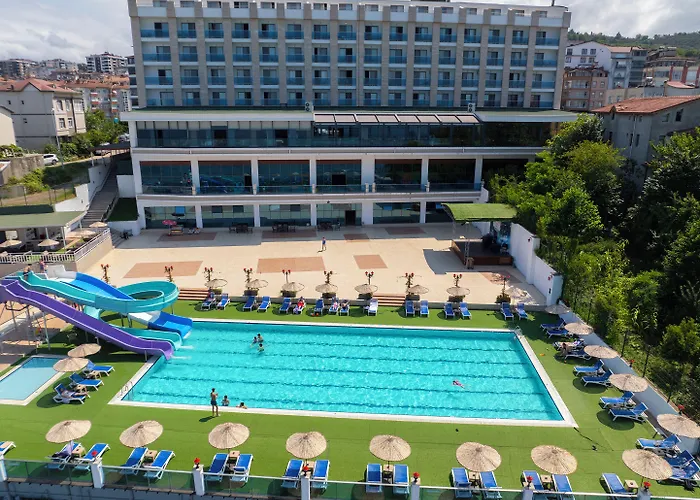 Ramada Resort By Wyndham Unye
