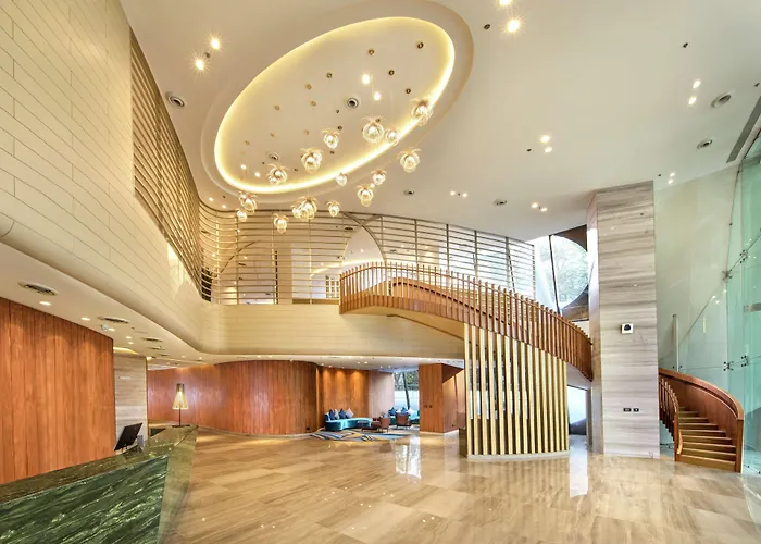 Doubletree By Hilton Ahmedabad Hotel