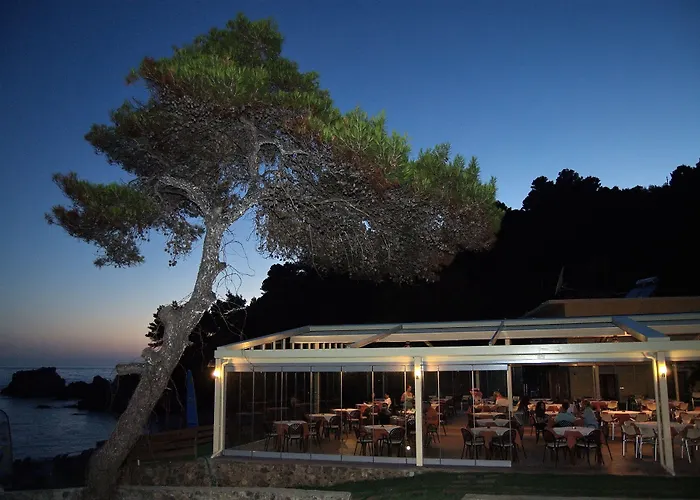 Glyfada Beach Hotel