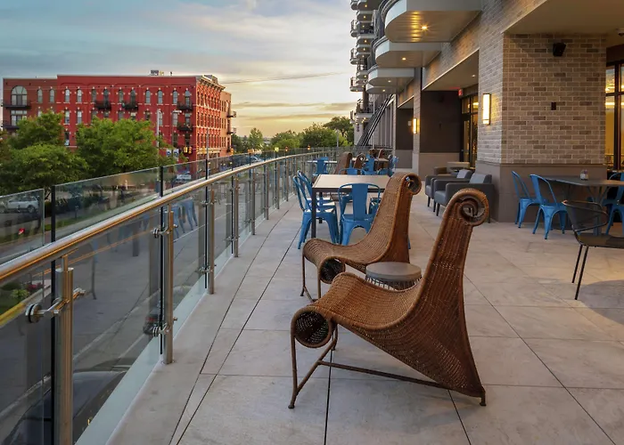 Embassy Suites By Hilton Grand Rapids Downtown