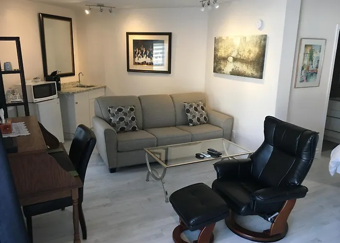 Grey Rose Suites