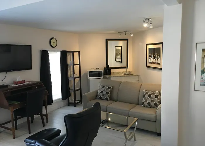 Grey Rose Suites