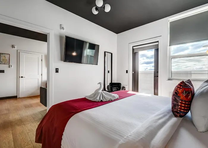 Raven Inn Whitehorse