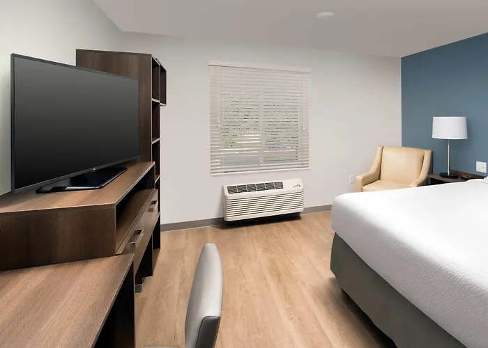 Woodspring Suites Merrillville