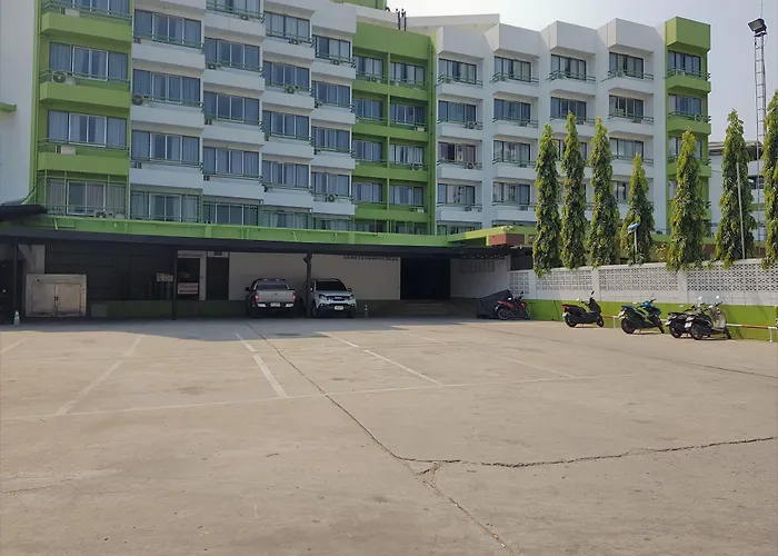 Marine Plaza Hotel Pattaya