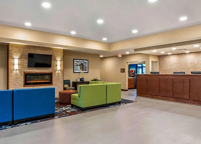Comfort Inn & Suites Ames Near Isu Campus