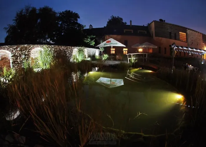 Hotel Horni Dvur