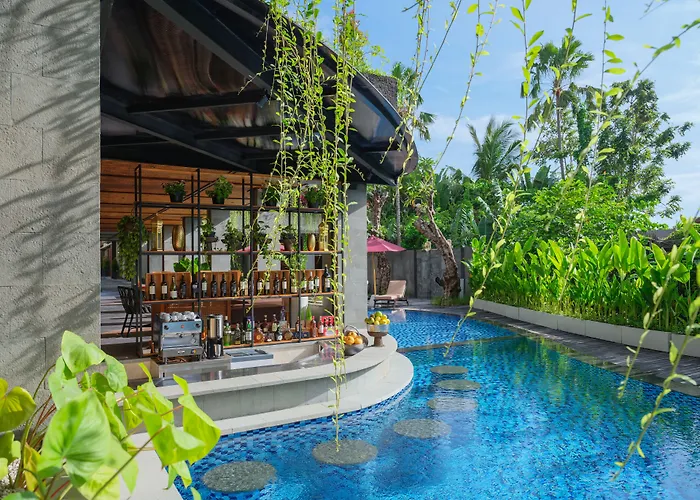 Kayumas Seminyak Resort