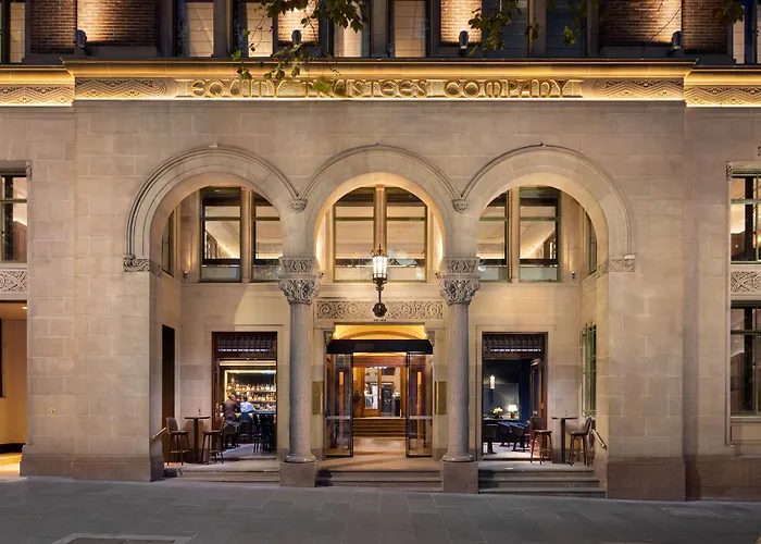 Hilton Little Queen Street