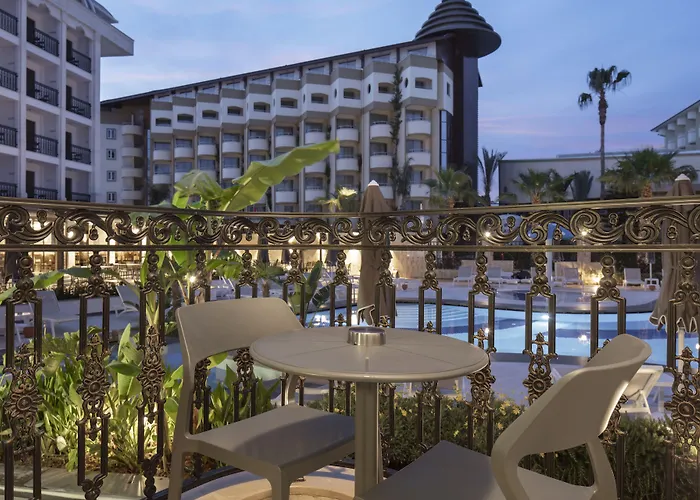 Blue Marlin Deluxe Spa & Resort Konakli