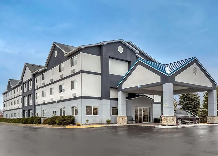 Comfort Inn & Suites - Syracuse
