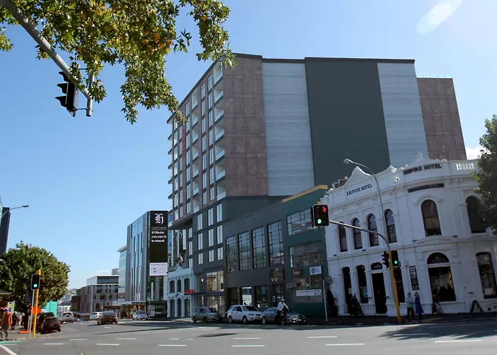Ramada Suites By Wyndham Victoria Street West