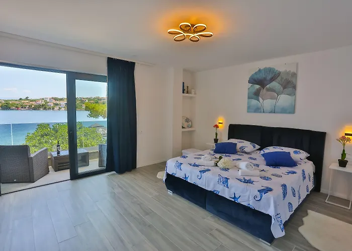 Hotel Paradise Punta Necujam