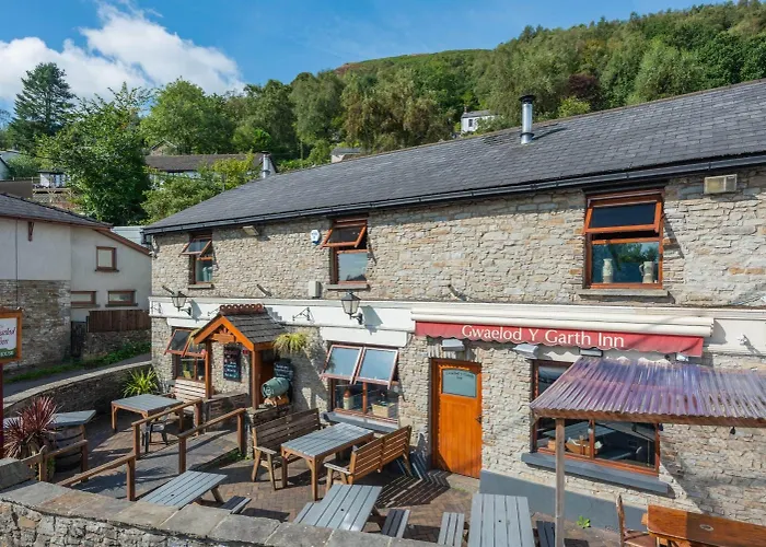 Gwaelod Y Garth Inn