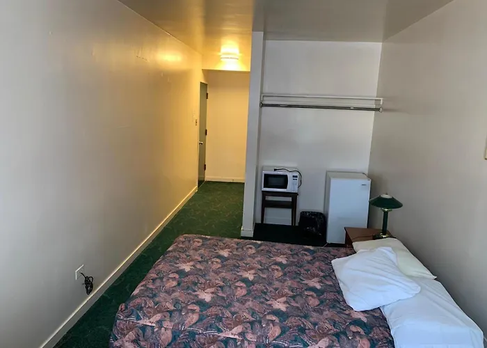 Vivian Motor Hotel