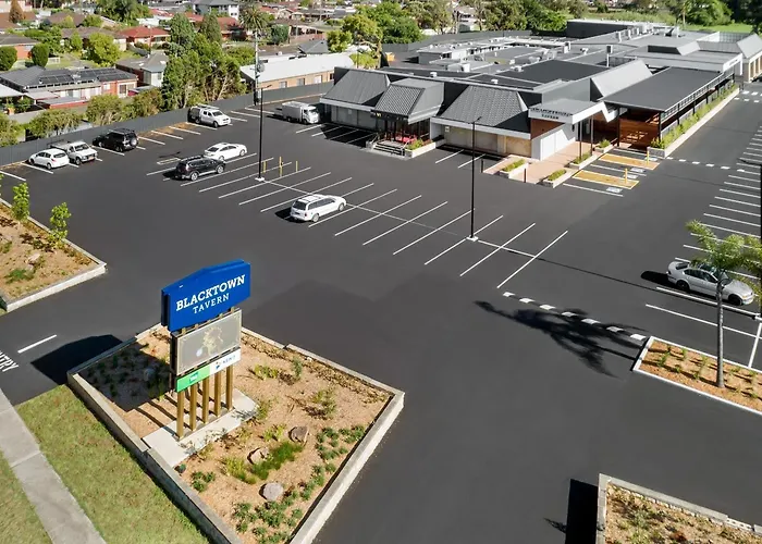 Blacktown Tavern