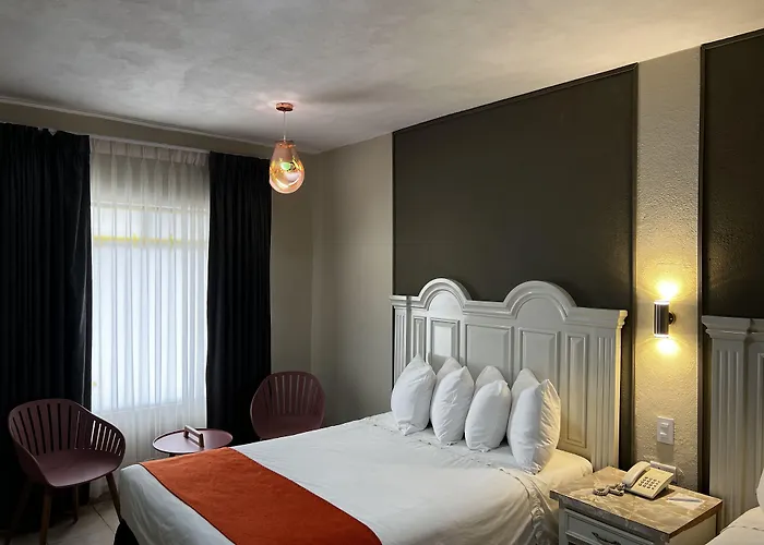 Hotel Los Robles Nuevo Laredo