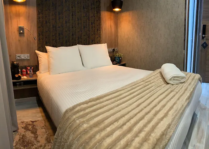 Hercules Boutique Hotel