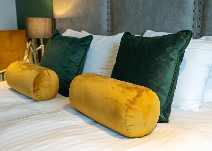 Deira Hotel & Apartments