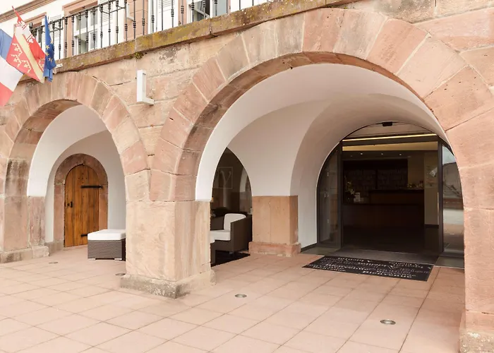Hotel Val-Vignes Colmar Haut-Koenigsbourg, The Originals Relais Saint-Hippolyte 