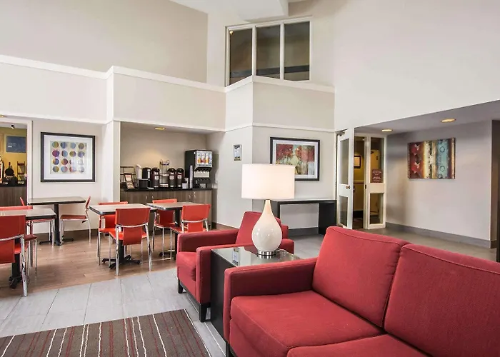 Clarion Pointe Hotel Campbellton