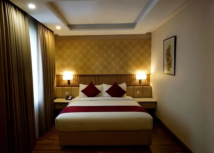 Ramada By Wyndham Gulberg II