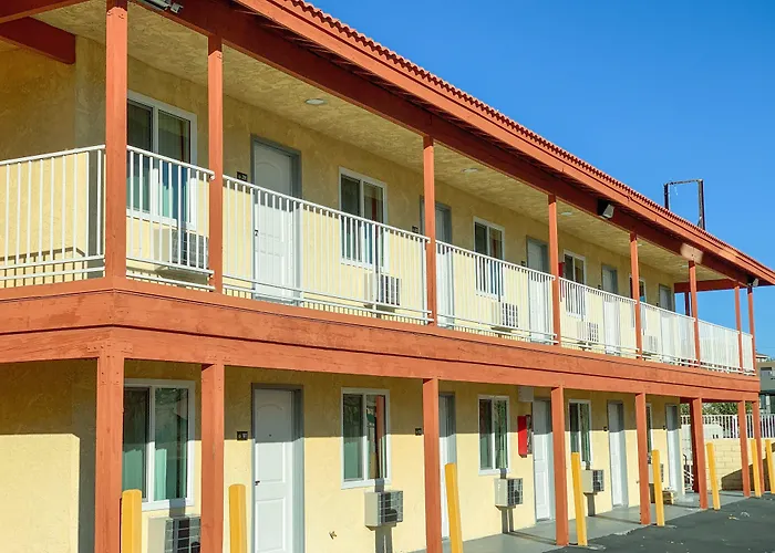 Mojave Inn