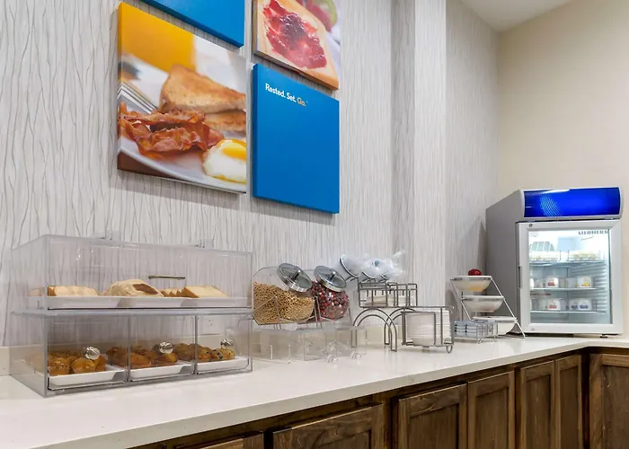 Comfort Suites Paducah Mall Area