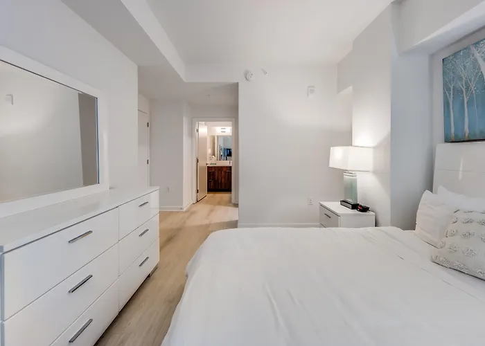 Global Luxury Suites At Capitol Hill