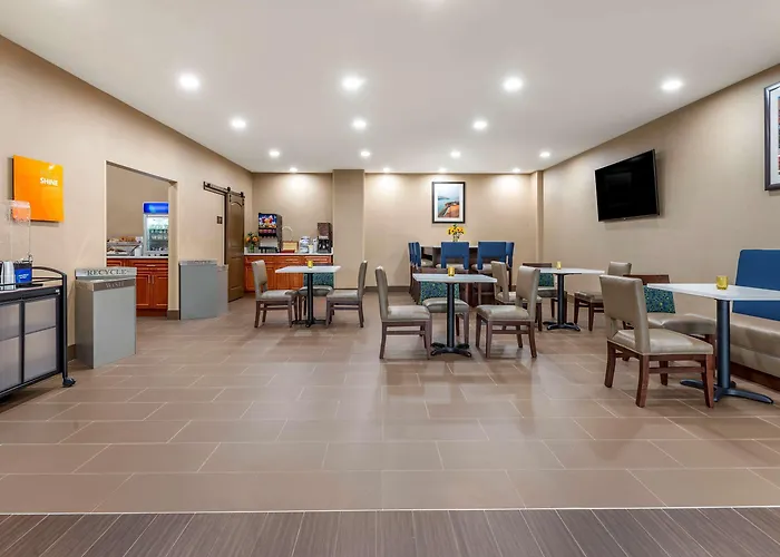 Comfort Inn Brewster