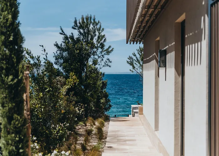 Maslina Resort Stari Grad 