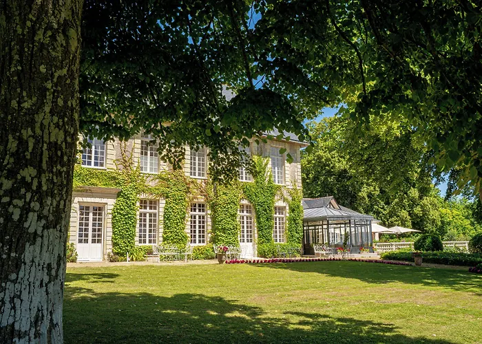Chateau De Noirieux Briollay