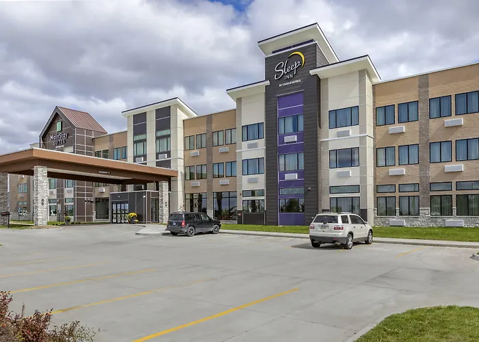 Sleep Inn & Suites Milwaukee-Franklin