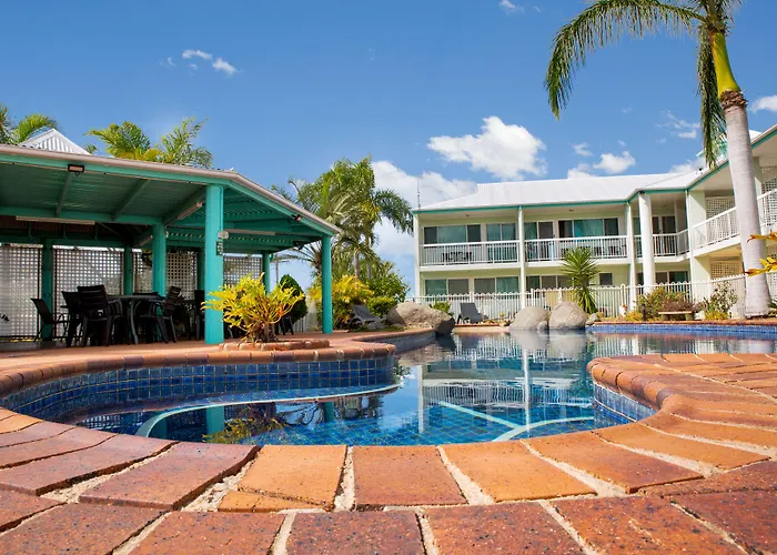 Reef Adventureland Motel