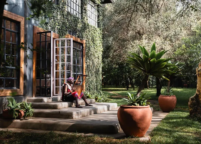 Hemingways Eden Residence
