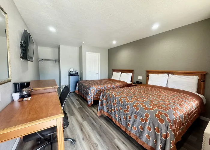 Villa Court Inn Oroville