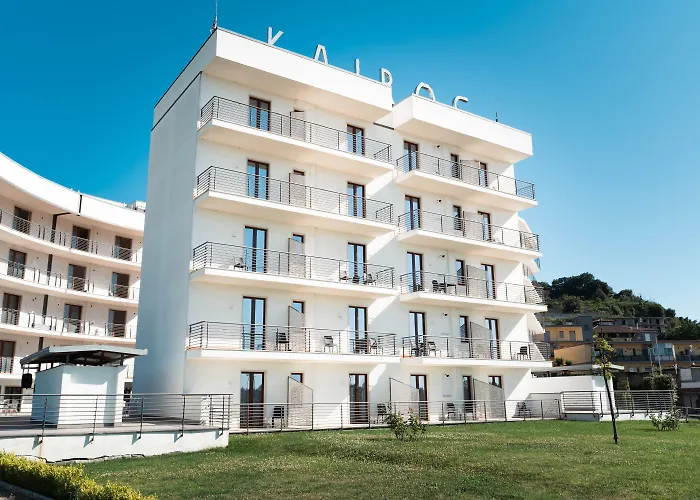 Kairos Hotel