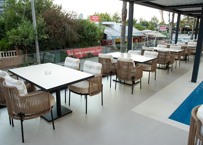Colosseum Hotel Ksamil
