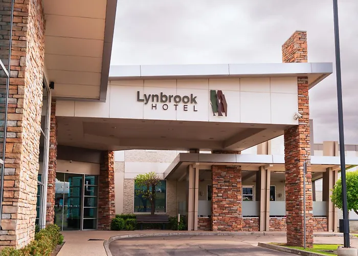 Lynbrook Hotel
