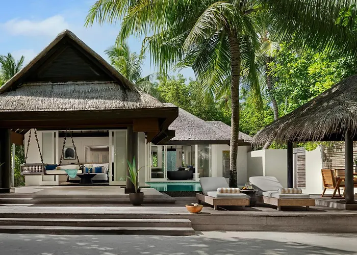 Hotel Naladhu Private Island Maldives