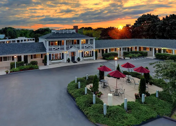 Port Inn And Suites , An Ascend Collection