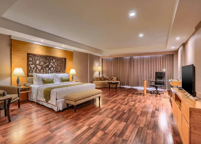 Wyndham Surabaya Hotel