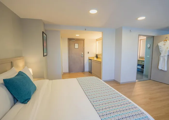 La Quinta By Wyndham Quito Hotel