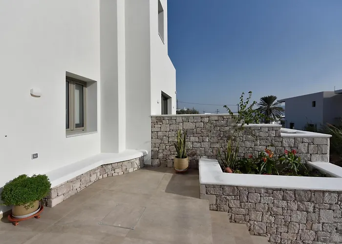 Anais Milos Suites