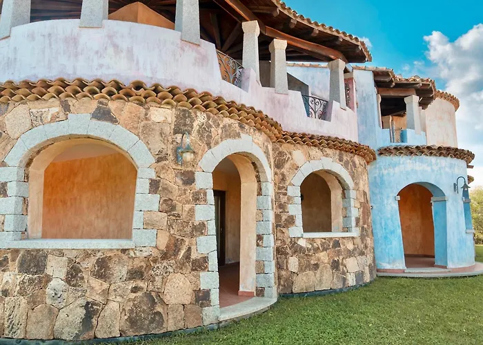 Marina Beach Residence With Private Beach In Marinella