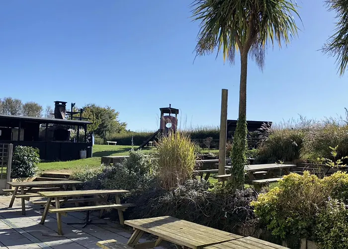 The Eelsfoot Inn