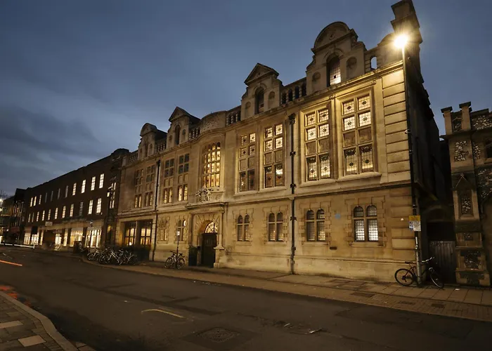 The Hobson Cambridge By Adina